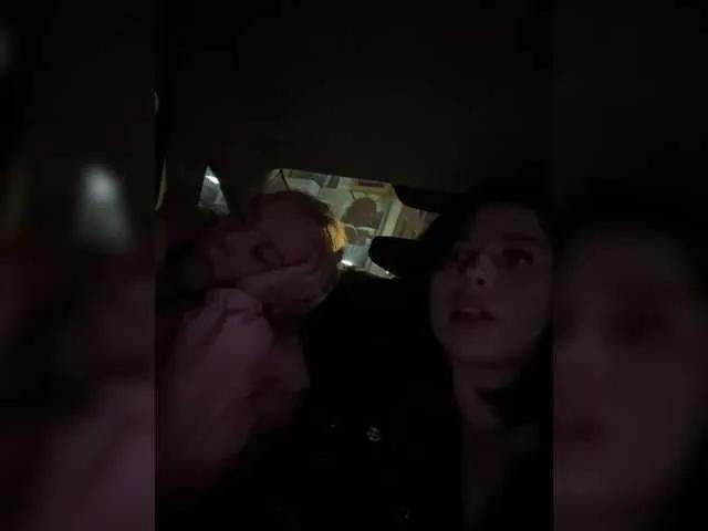 Freechat VibroMashulkaDashulka on BongaCams