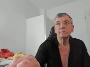 200gentleman on Chaturbate 