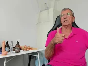 200gentleman on Chaturbate 