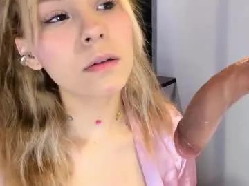 alyamonroe on Chaturbate 