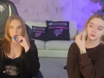 Freechat bright_diamonds_054 on Chaturbate