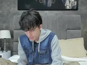 Freechat bruce_hans on Chaturbate