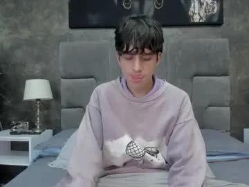 Freechat bruce_hans on Chaturbate