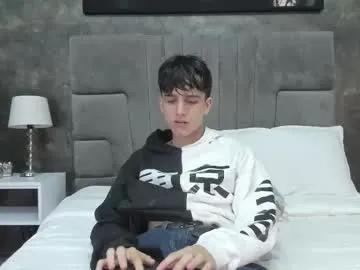 Freechat bruce_hans on Chaturbate