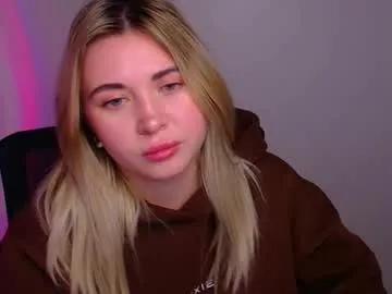 chloe_diva — GOAL: Welcome to CB [74 tokens remaining] Welcome to my room! #new #shy #cute #teen #18