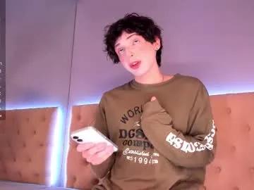 Freechat colestorm on Chaturbate