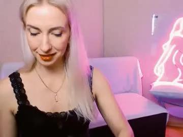 cute_smile_shy — ride on a pillow #bigass #natural #stockings #smalltits #cute #nonude [28 tokens remaining]