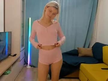 elegant_blonde on Chaturbate