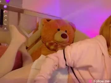 Freechat emma_clive on Chaturbate