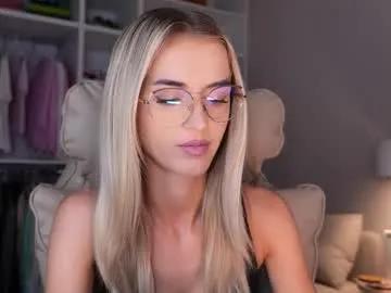 Freechat entya on Chaturbate