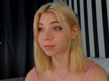 Freechat falinegelling on Chaturbate