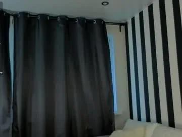 Freechat falinegelling on Chaturbate