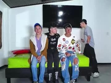 Freechat gnecos on Chaturbate