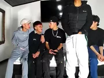 Freechat gnecos on Chaturbate