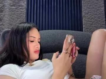 Freechat hugecockeightine on Chaturbate