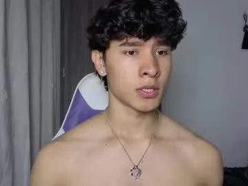 j_u_p_i_t_e_r on Chaturbate
