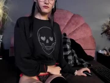 kripta132 — GOAL:  show oil + control toy 10min [91 tokens remaining] [toy] on - Interactive Toy that vibrates with your Tips #skinny #smalltits #slave #pantyhose #cute