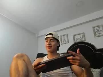Freechat landercruz on Chaturbate