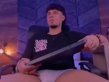 Freechat liamthunder05_ on Chaturbate