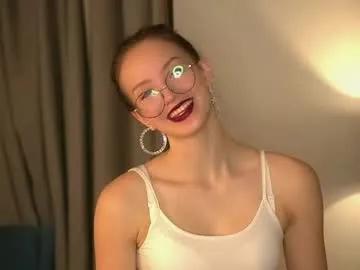 Freechat mariannsullivant on Chaturbate