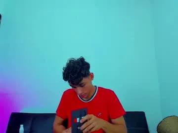 Freechat max_wild01 on Chaturbate