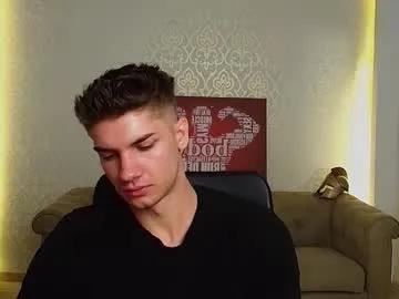 Freechat maxkaiden on Chaturbate