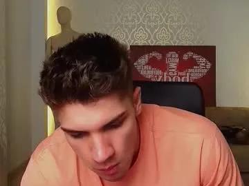 Freechat maxkaiden on Chaturbate