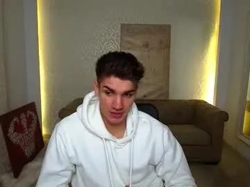 Freechat maxkaiden on Chaturbate