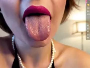 medea_allure on Chaturbate 