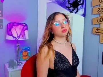 Freechat mia_skys on Chaturbate
