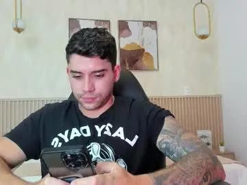 Freechat mike_montoya on Chaturbate