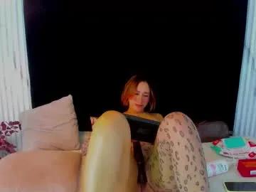 Freechat monik_fox_cr on Chaturbate