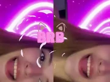 Freechat nora_vennucci on Chaturbate