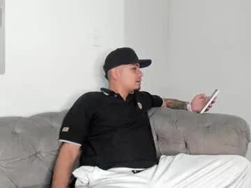 Freechat owensttone on Chaturbate