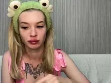pussymoneywet on Chaturbate 