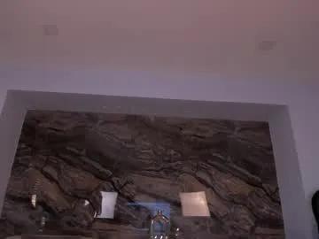 Freechat roseferrera on Chaturbate