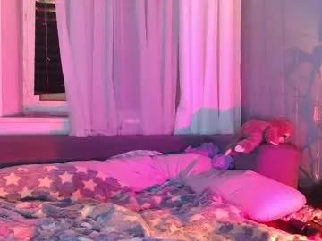 Freechat rubireyn on Chaturbate