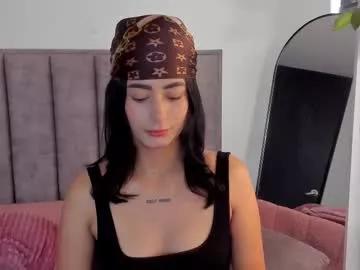 Freechat sophie_001 on Chaturbate