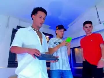 Freechat stivendreams on Chaturbate