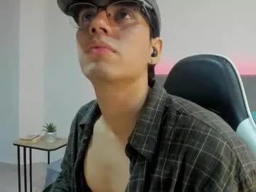 Freechat zhingarher on Chaturbate