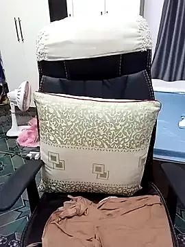 -Halley- — Ti s ho thnh mc tiu