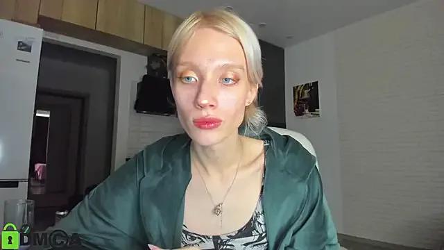 _Alice_Kitty — naked 2m