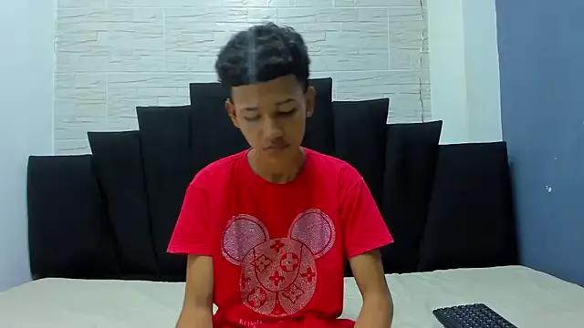 Freechat _Noah19 on StripChat