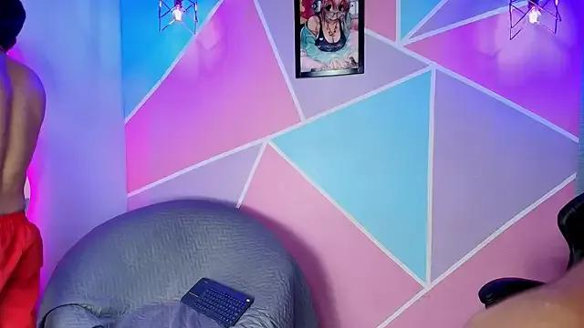 Freechat aaron_antonella_mds on StripChat