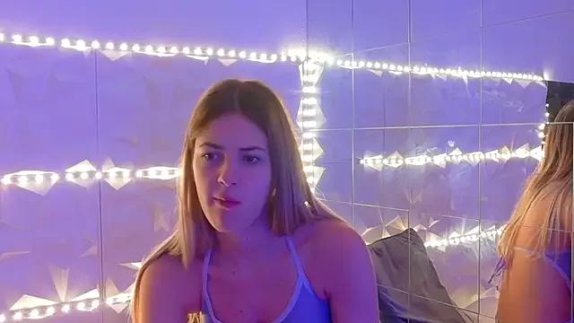 Freechat Aishha_ on StripChat