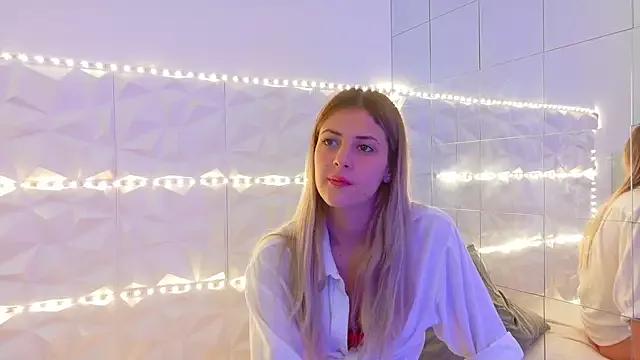 Freechat Aishha_ on StripChat