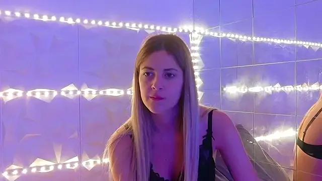 Freechat Aishha_ on StripChat