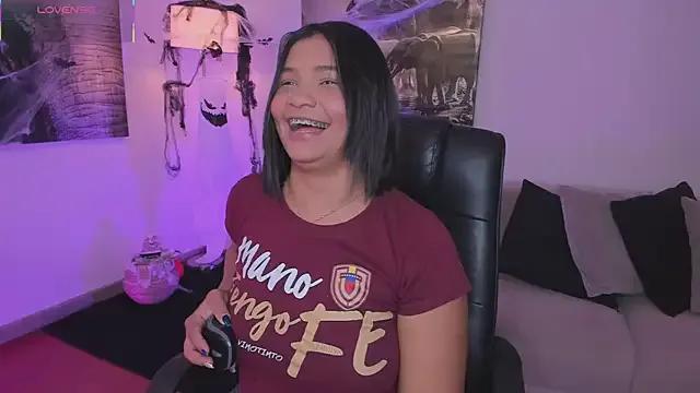 alaia7h on StripChat 