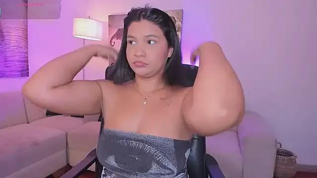 alaia7h on StripChat 