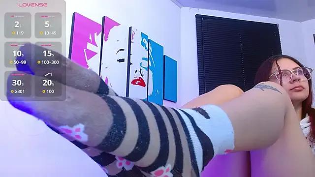 StripChat AlanaGarcia19 is Freechat AlanaGarcia19 — Sensual dance (you choose the song)